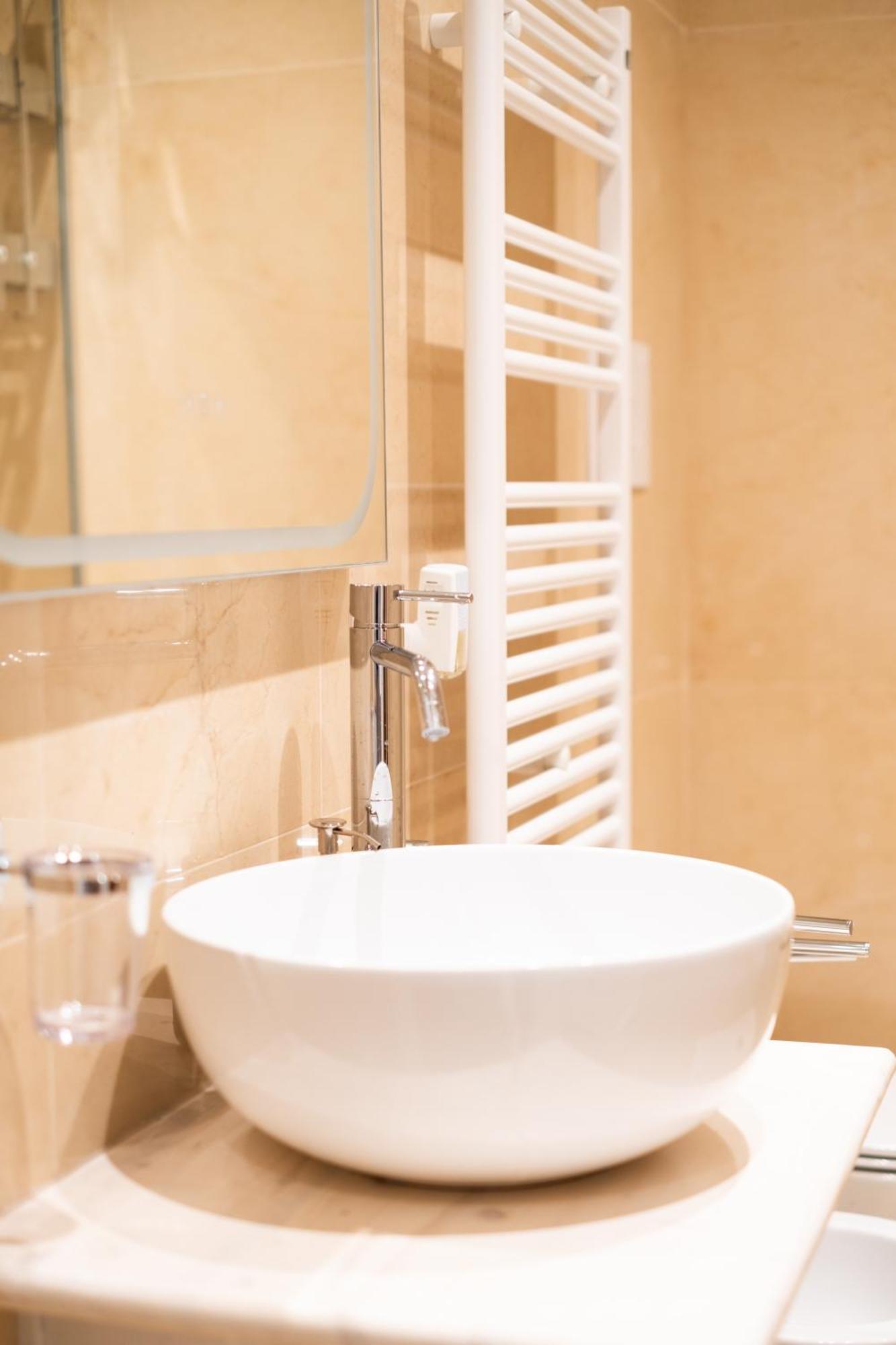 Apartamento The Apulian Loft Bari - Via Celentano Exterior foto